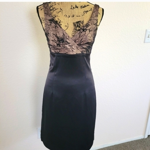 Allen B. Cocktail Dress in Black and Lace. Size 10 Lined w/Back Zipper and Split - Picture 1 of 8